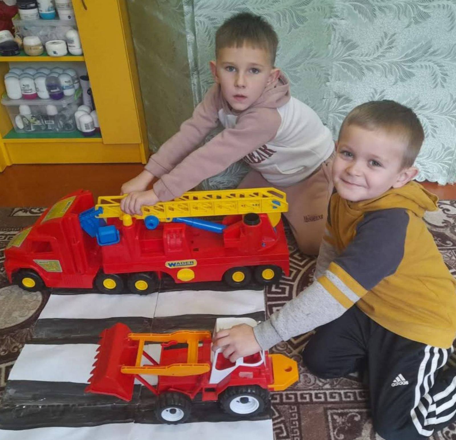 Фото без опису