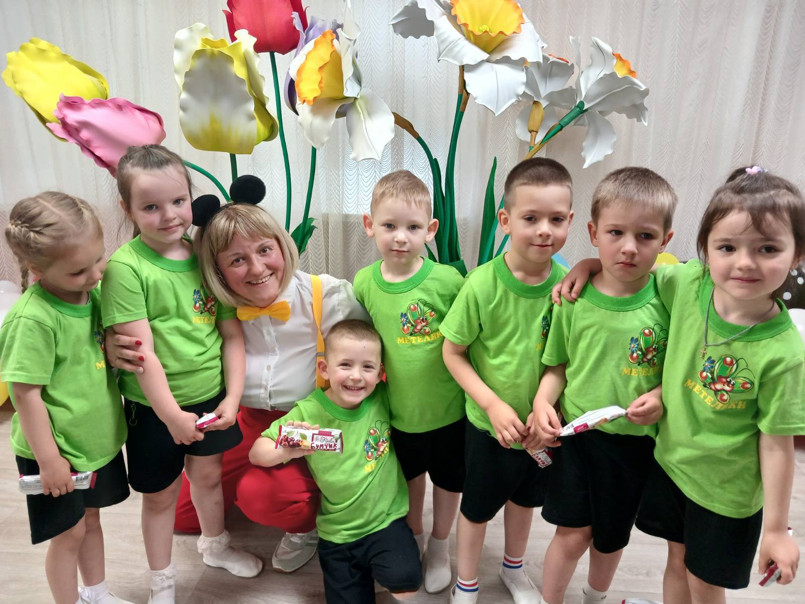 Фото без опису