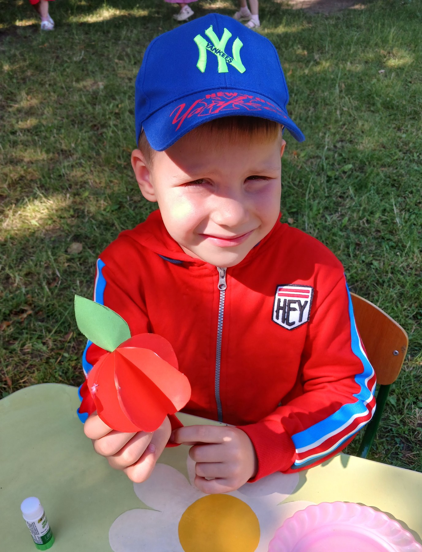 Фото без опису