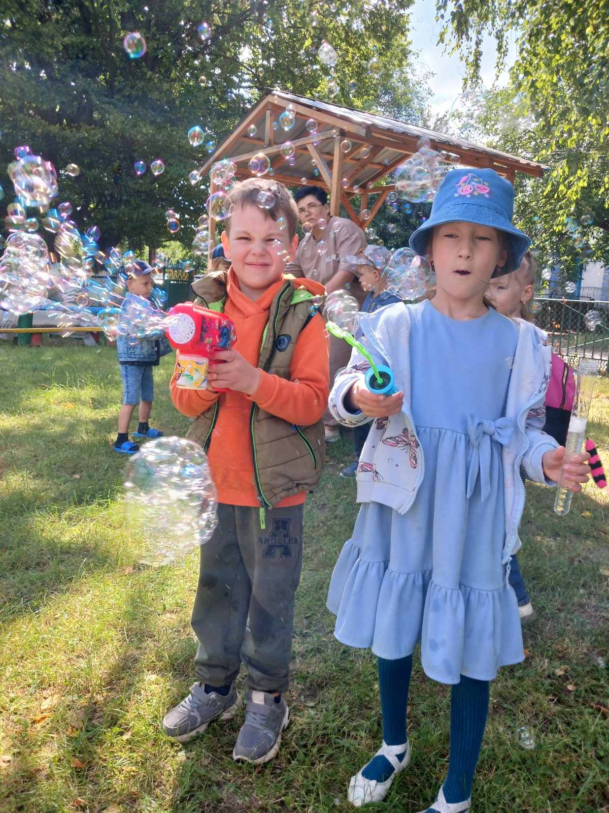 Фото без опису