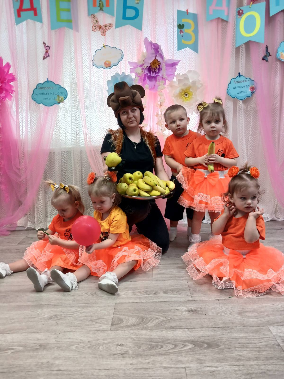 Фото без опису