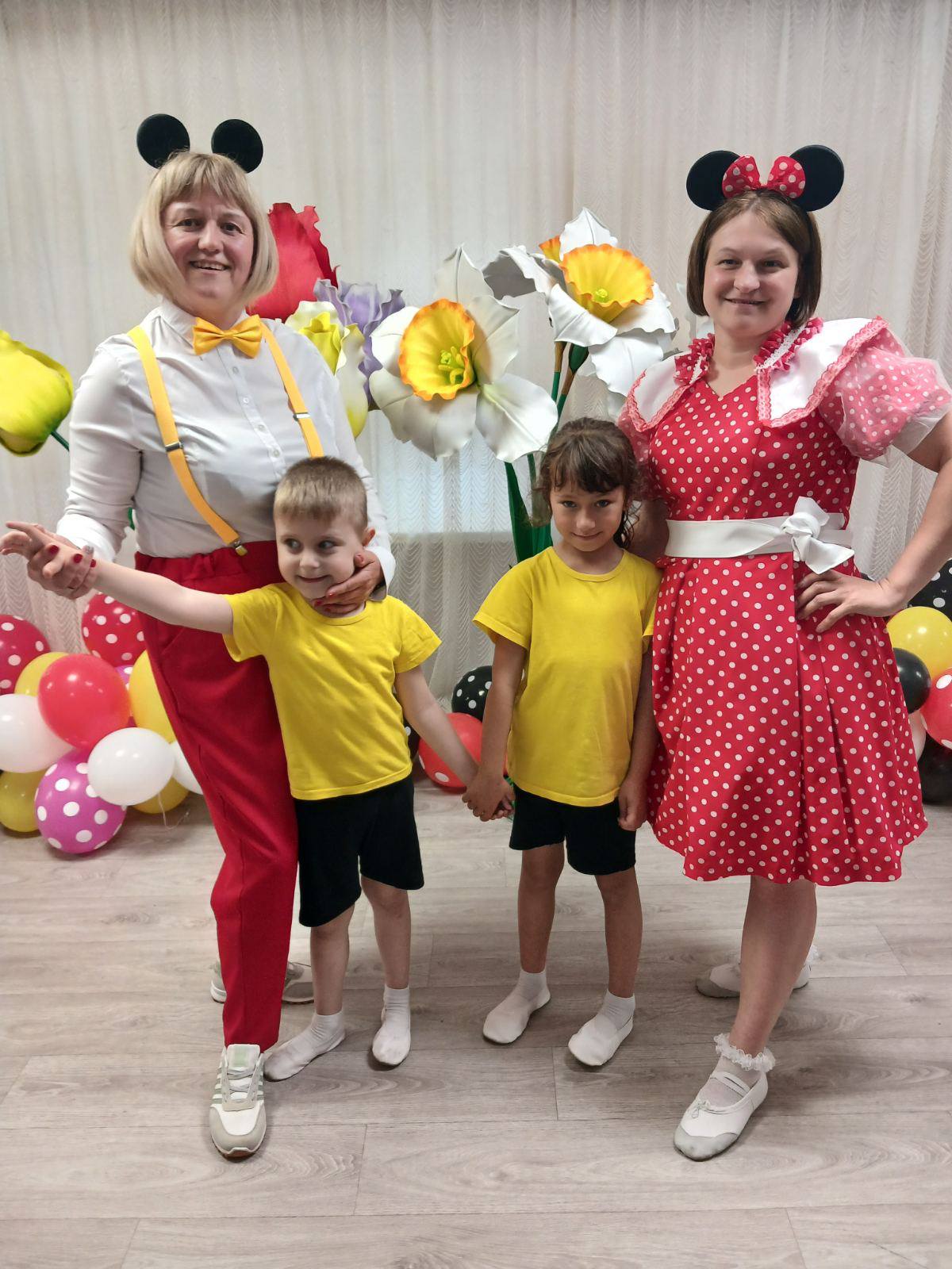 Фото без опису