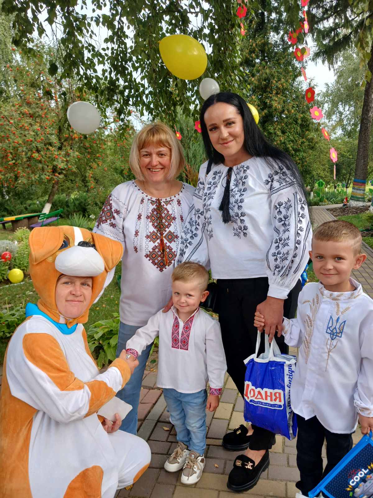 Фото без опису