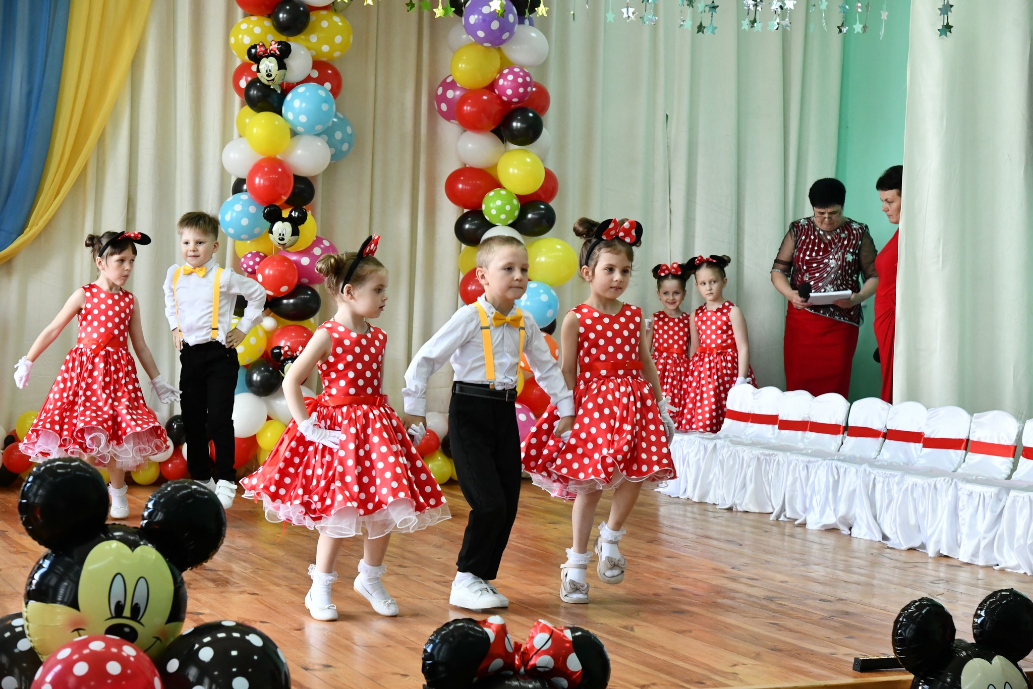 Фото без опису