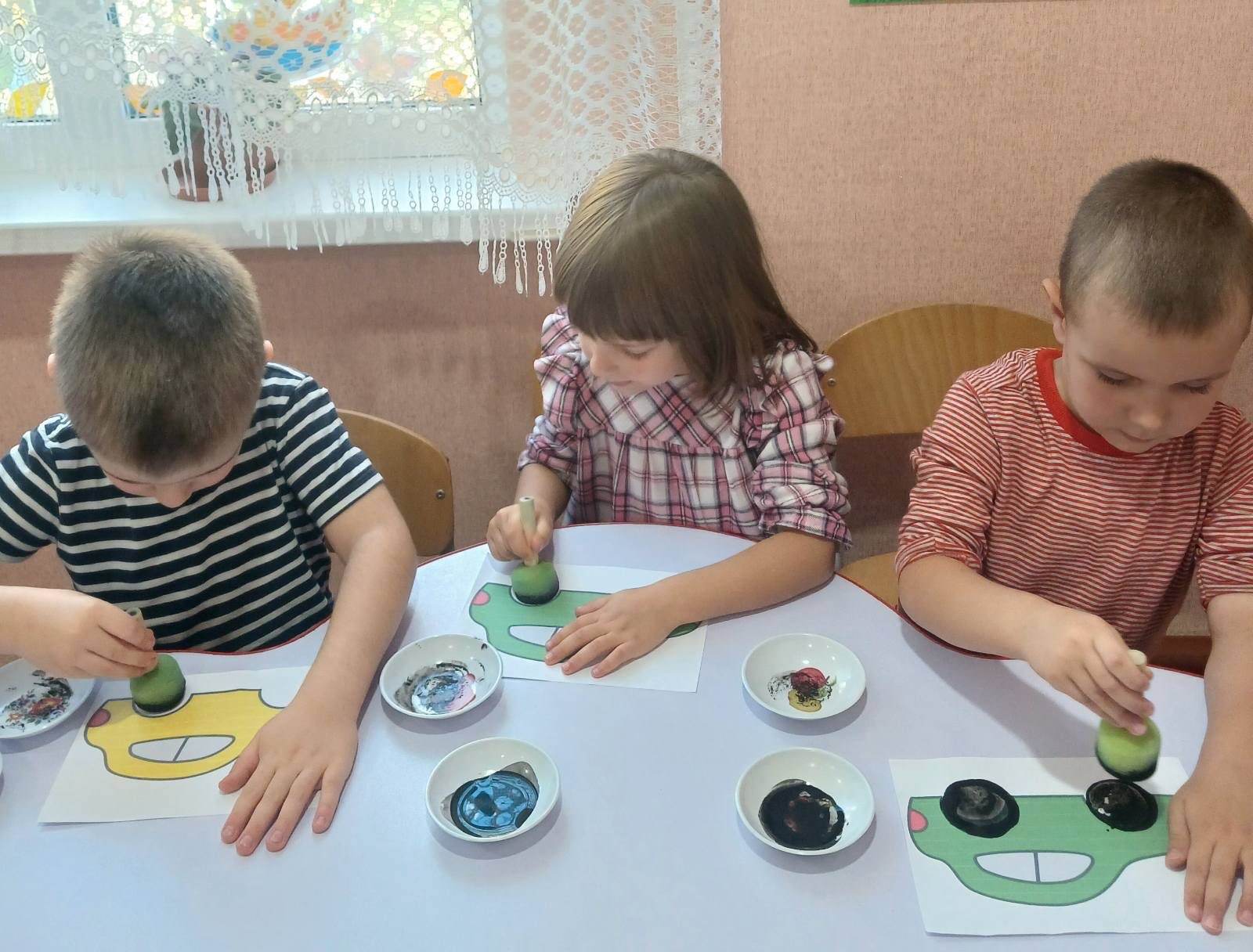 Фото без опису