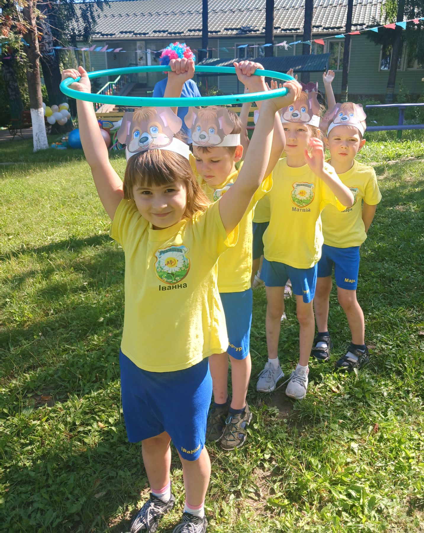 Фото без опису