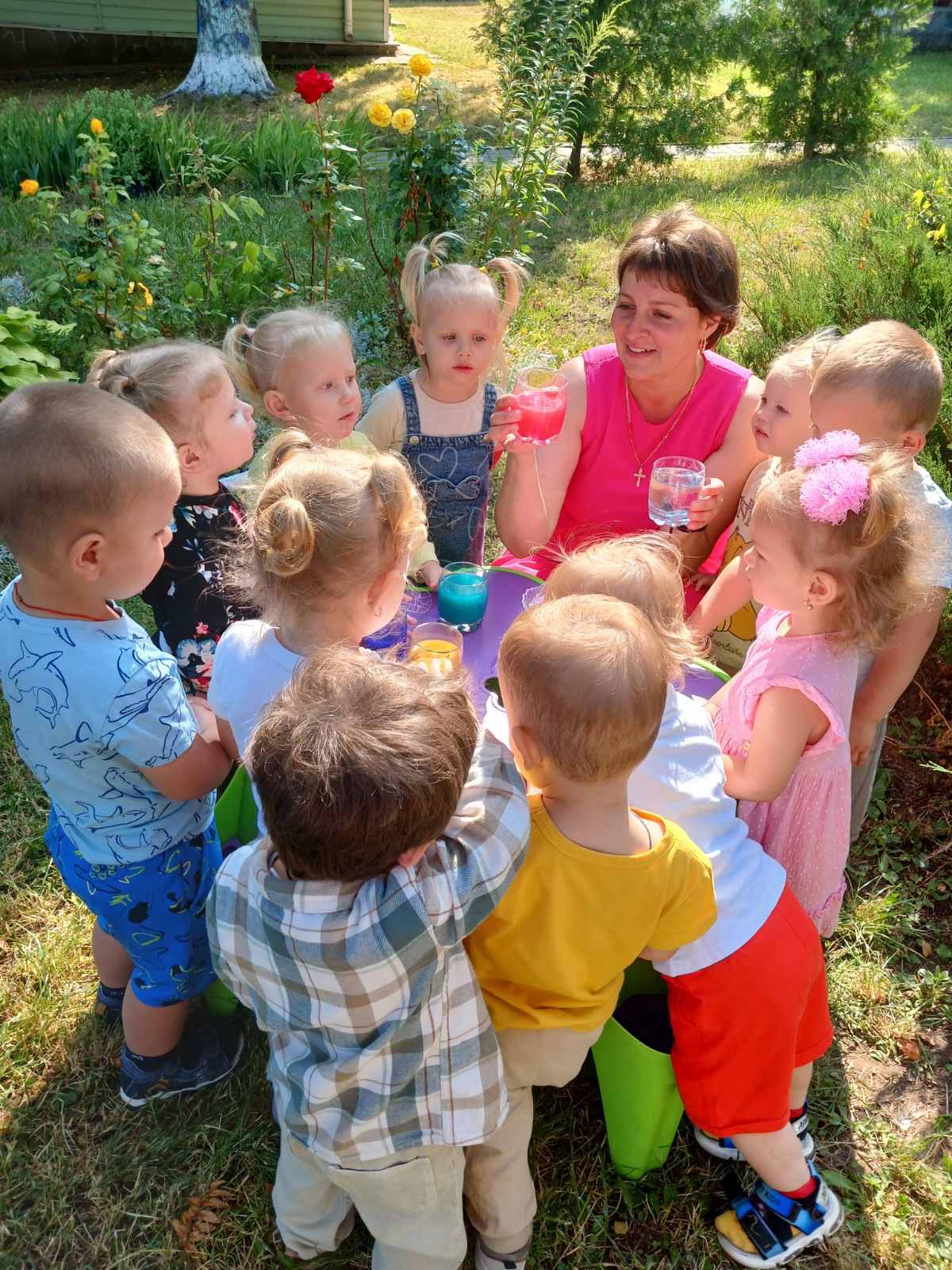 Фото без опису