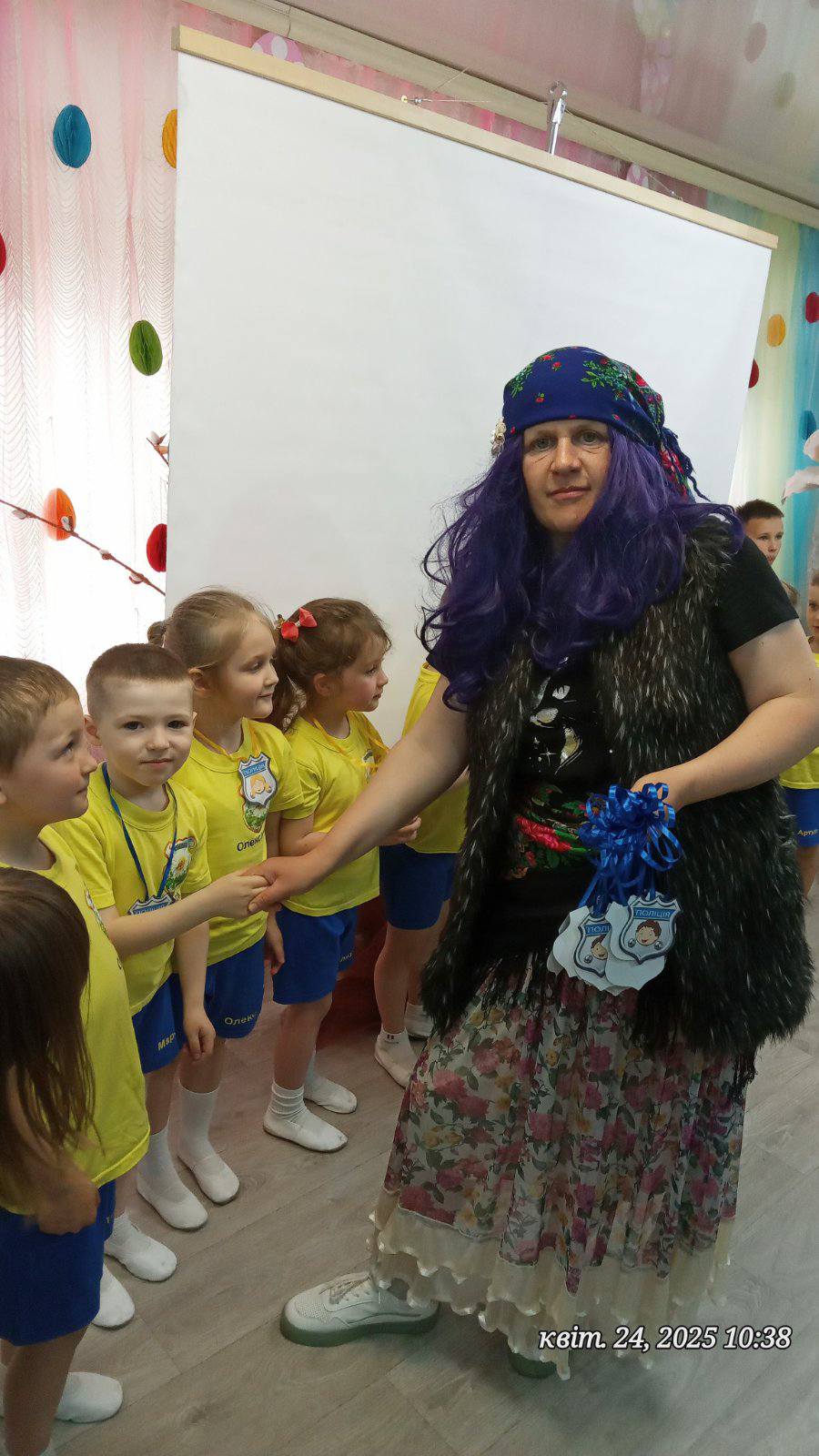 Фото без опису