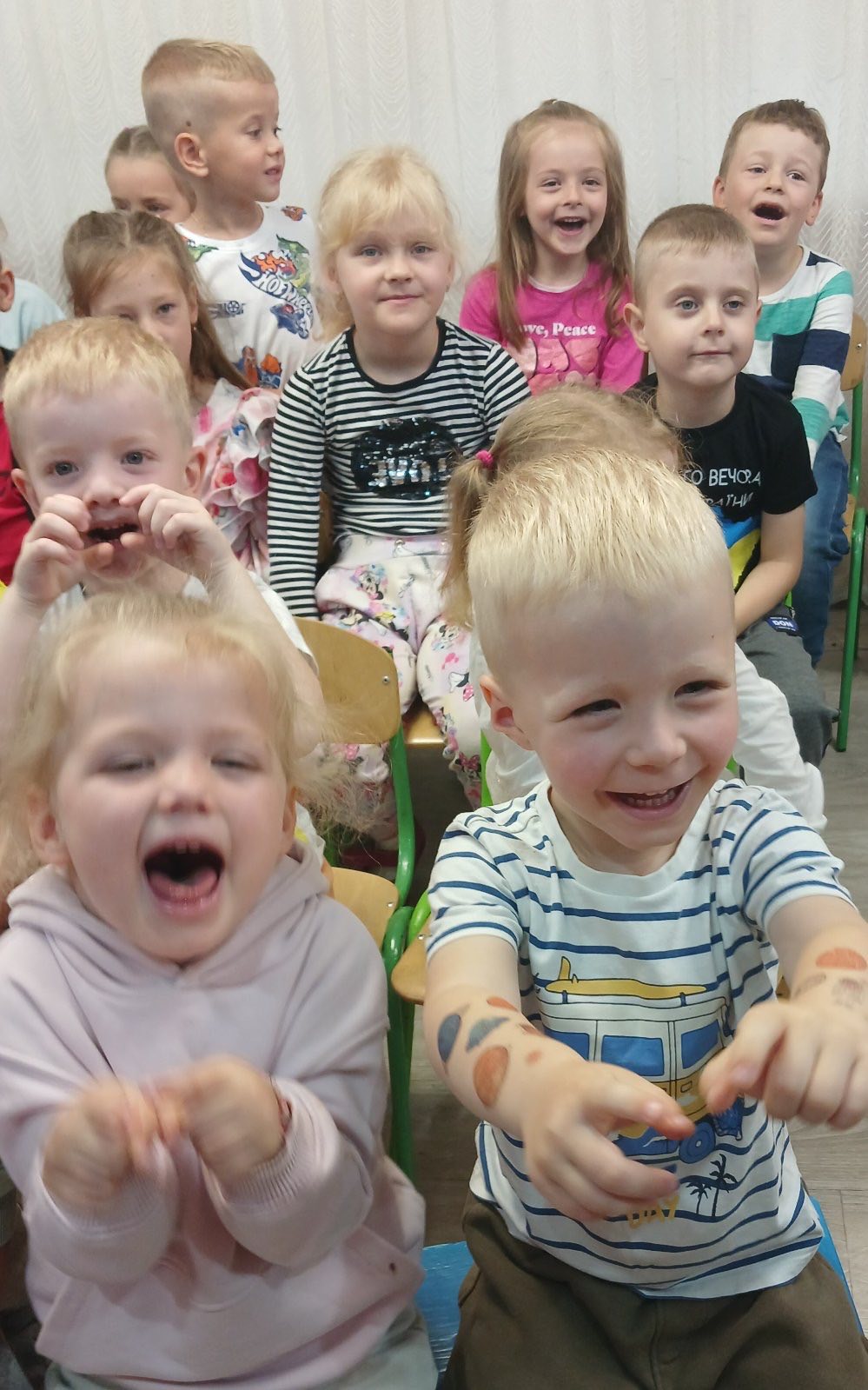 Фото без опису