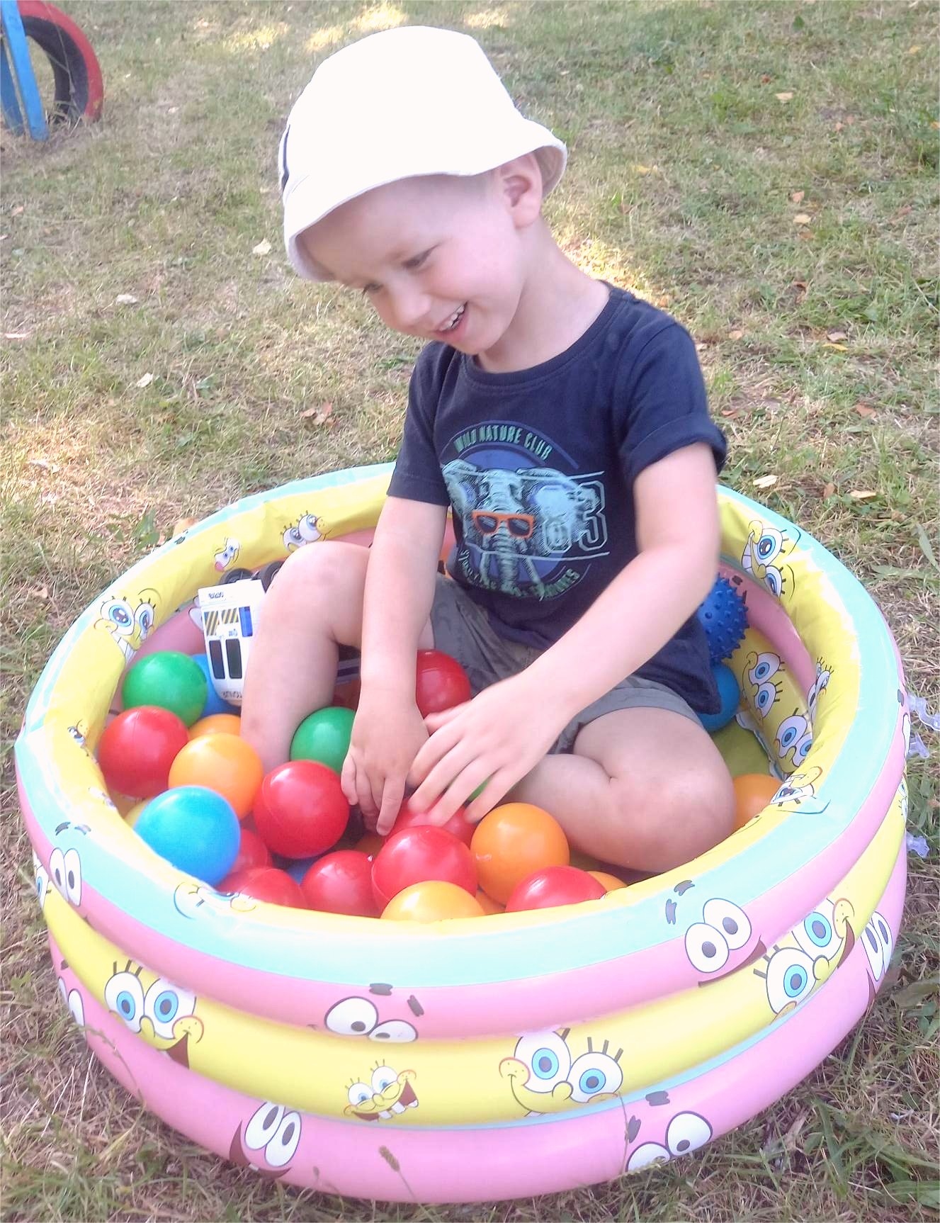 Фото без опису