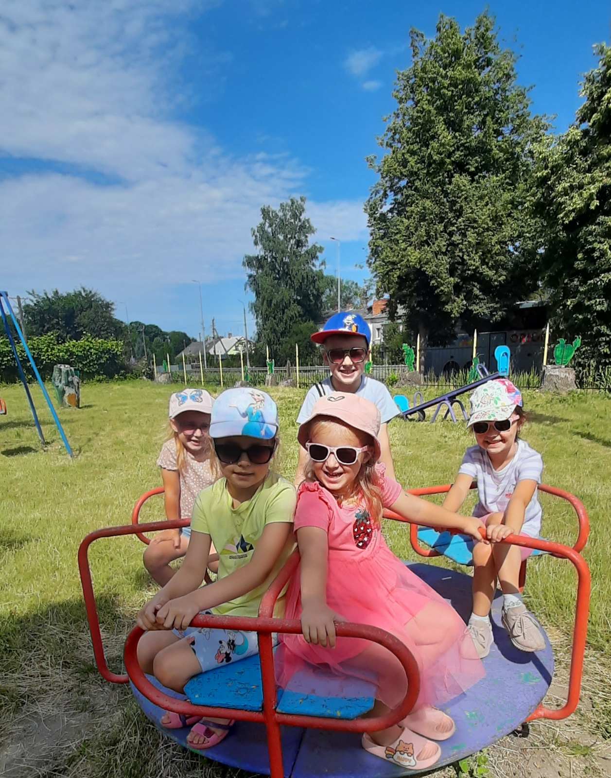 Фото без опису