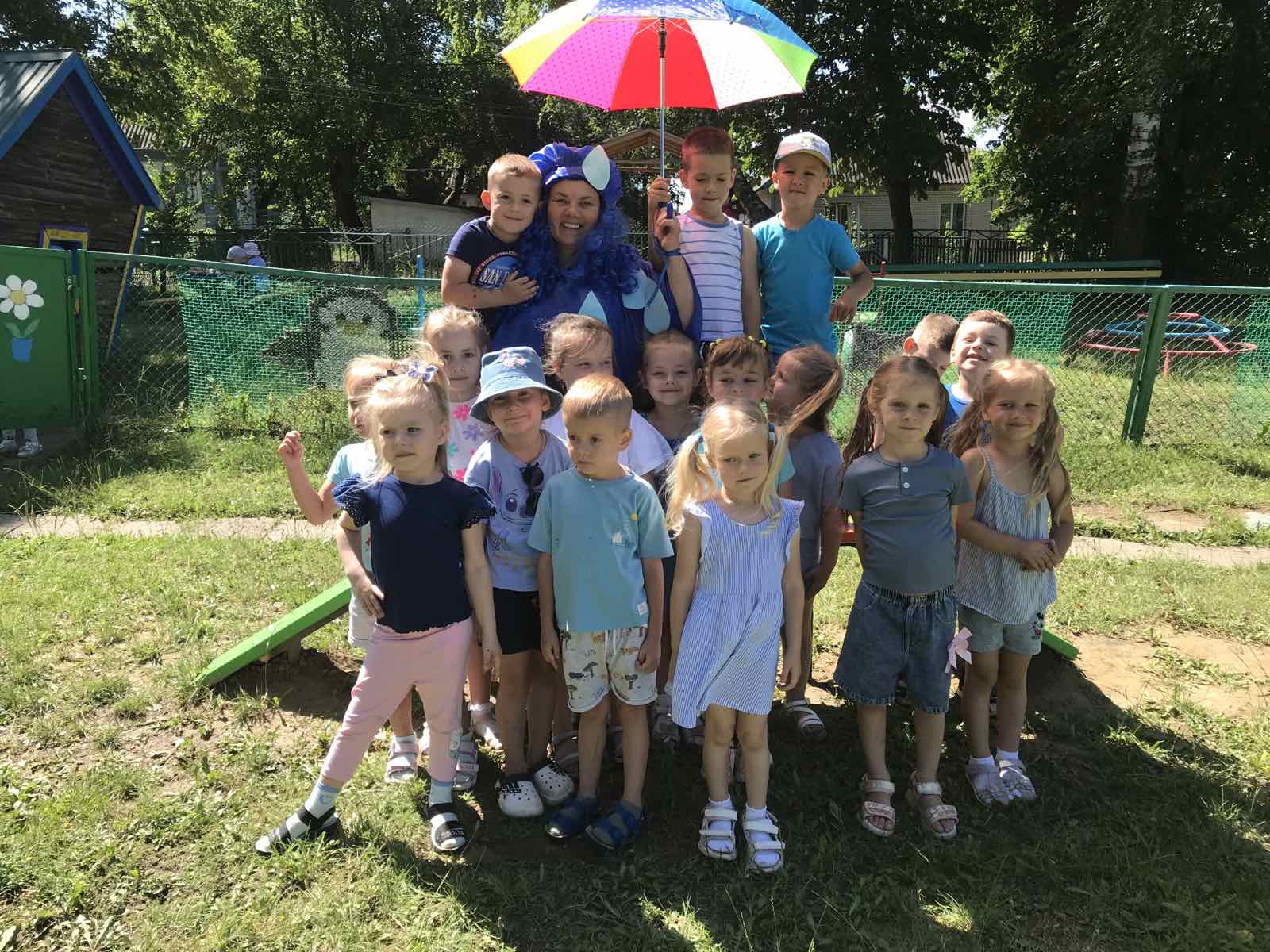 Фото без опису