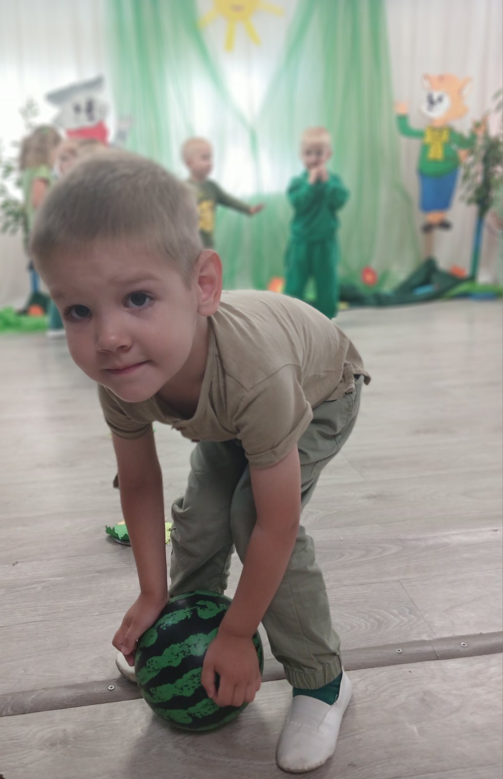 Фото без опису