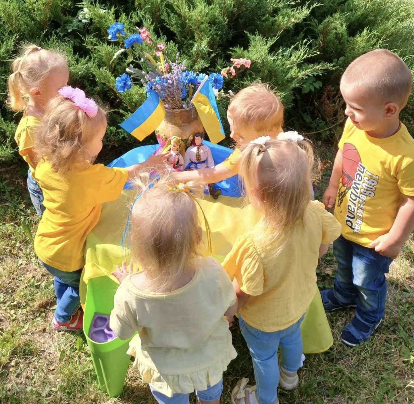 Фото без опису