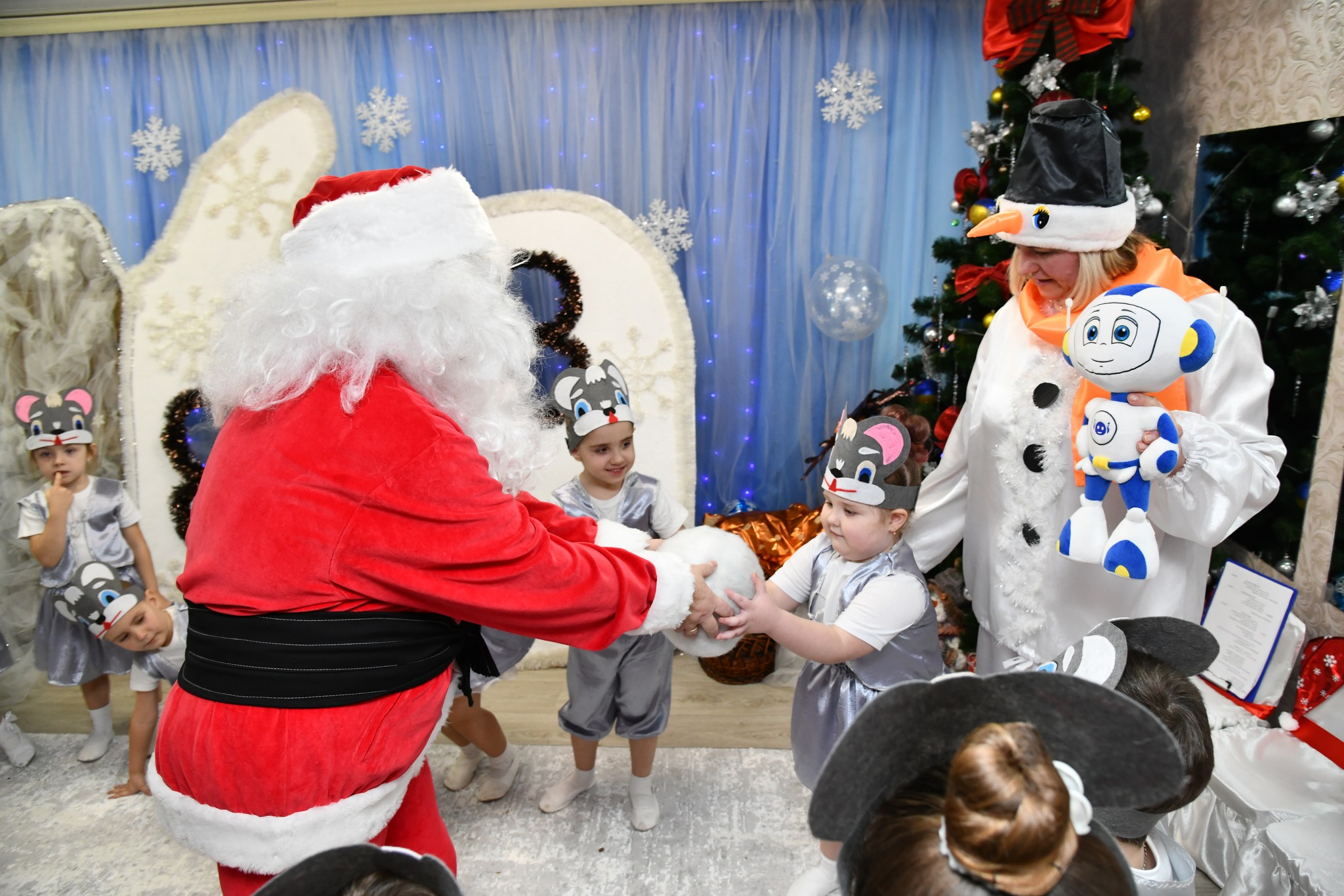 Фото без опису