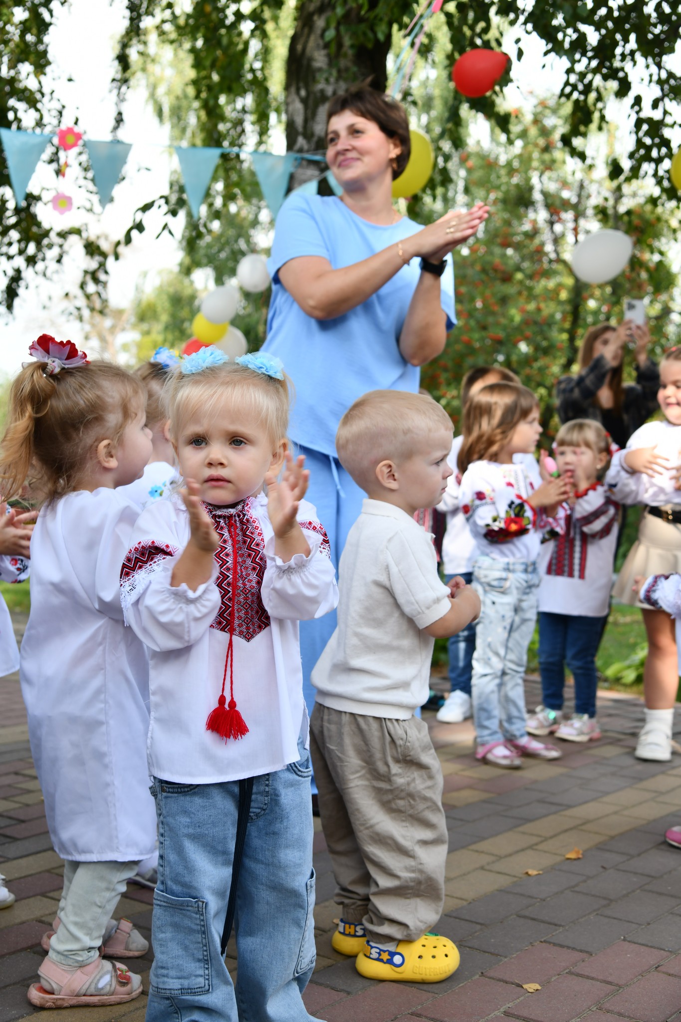 Фото без опису