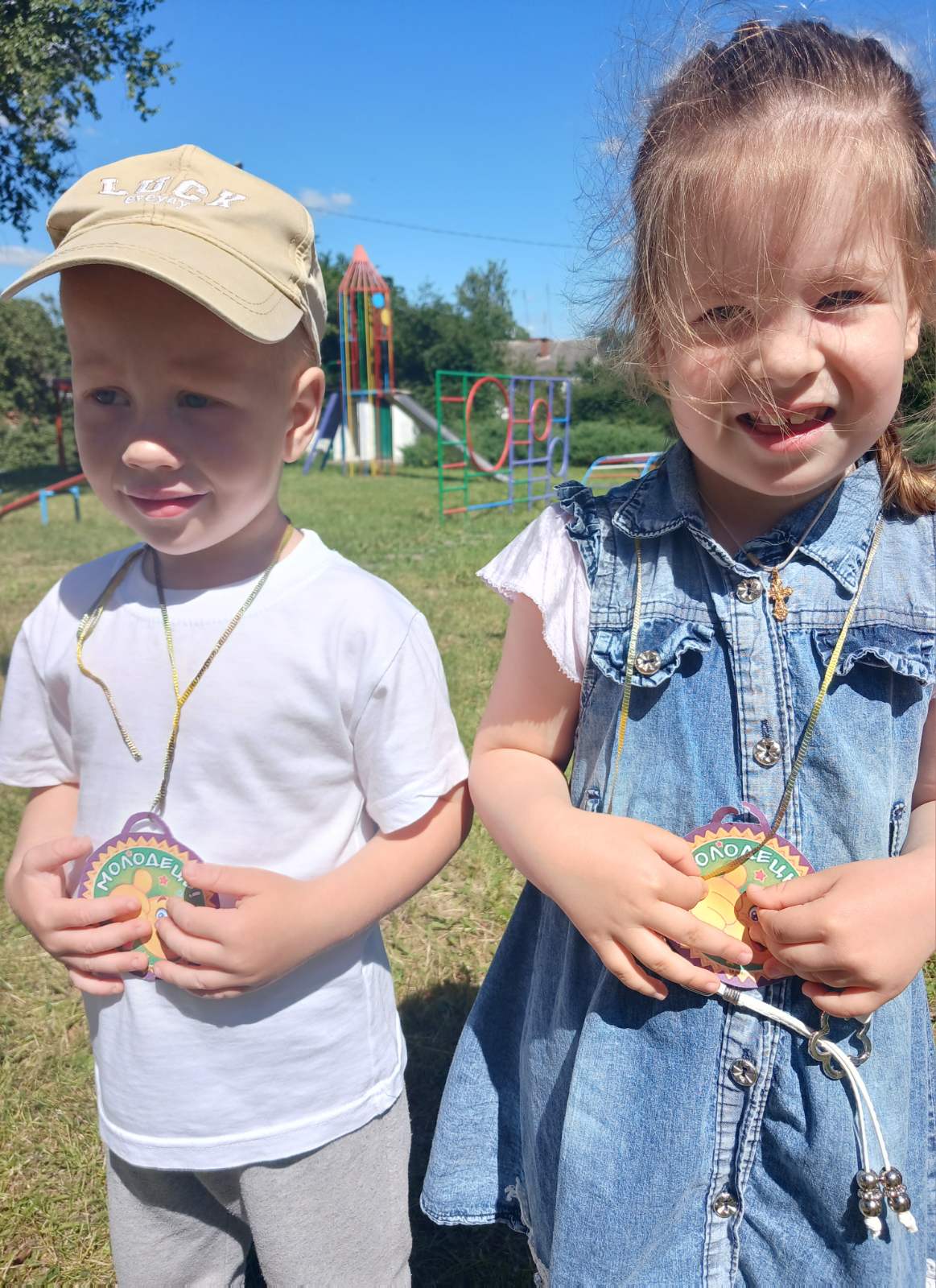 Фото без опису