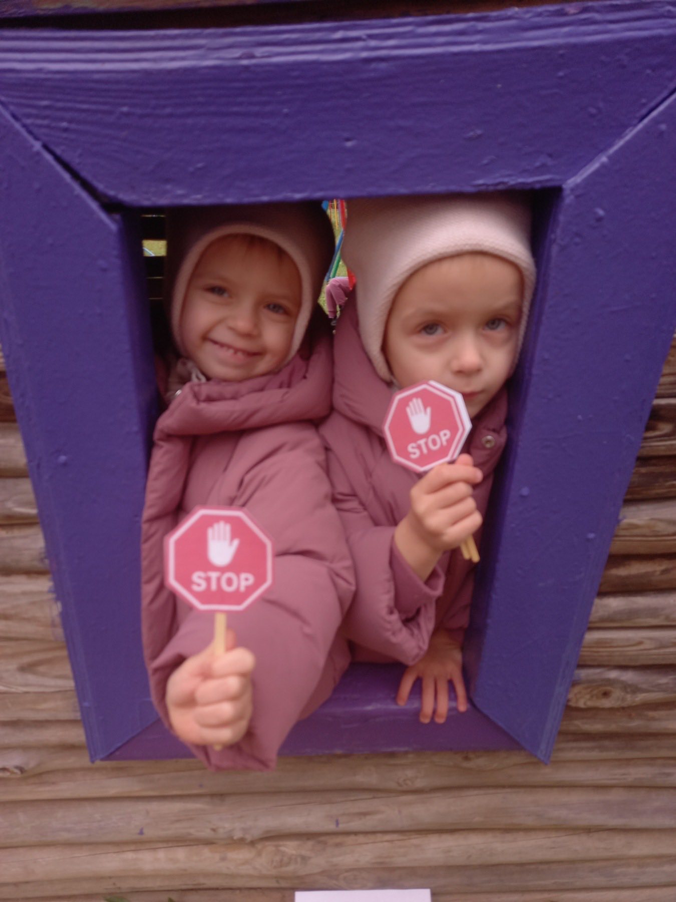 Фото без опису