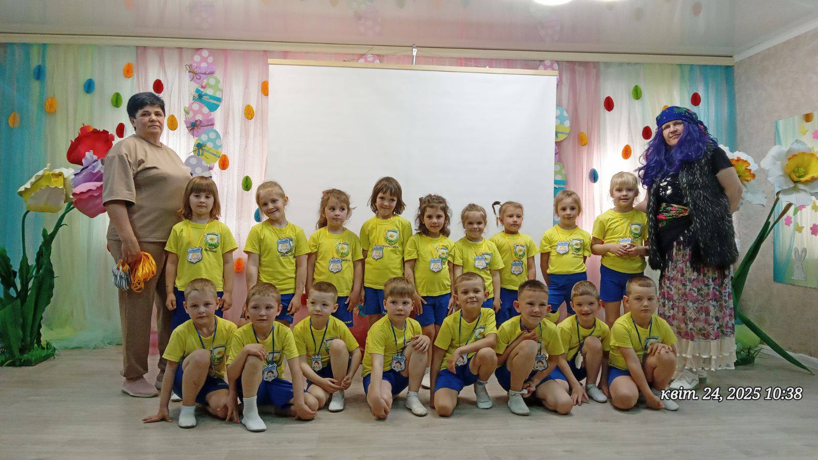 Фото без опису