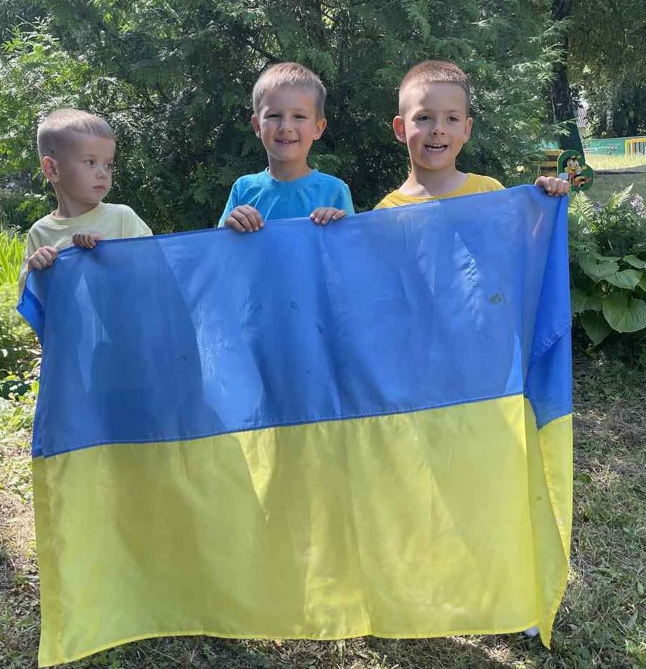 Фото без опису