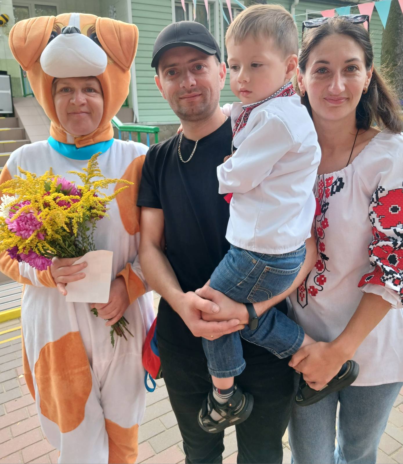 Фото без опису