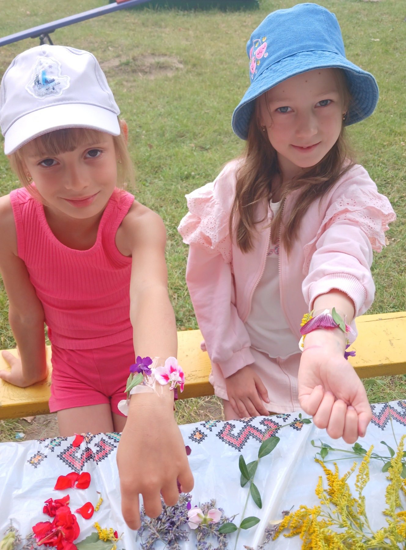 Фото без опису