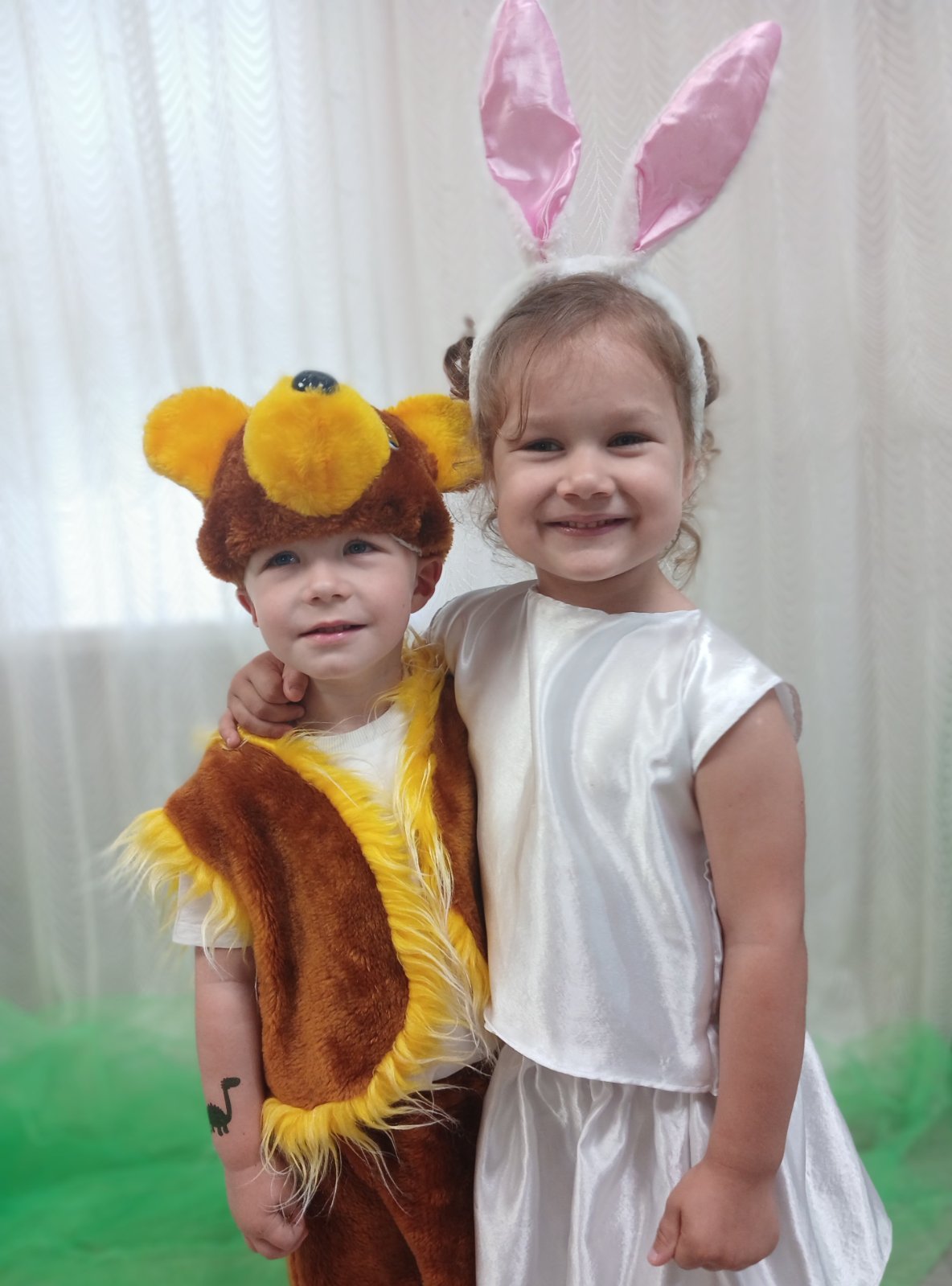 Фото без опису