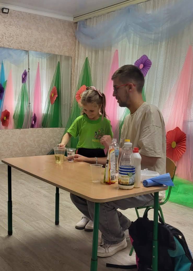 Фото без опису