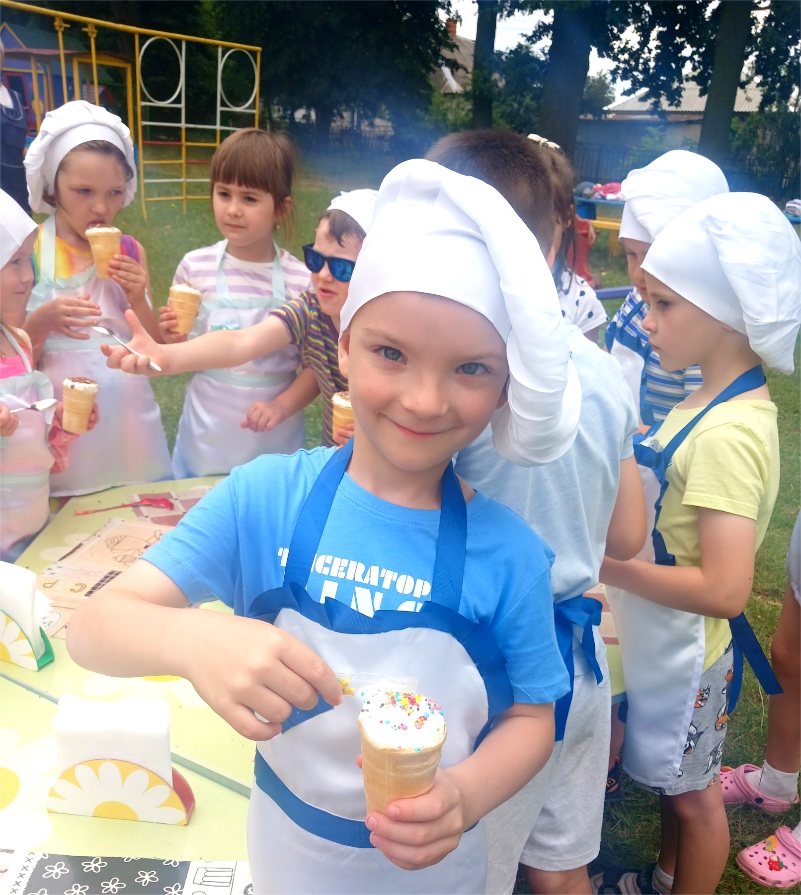 Фото без опису