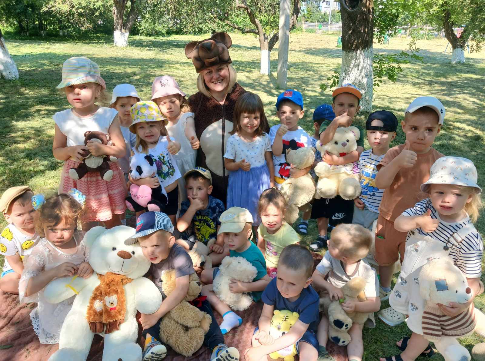 Фото без опису