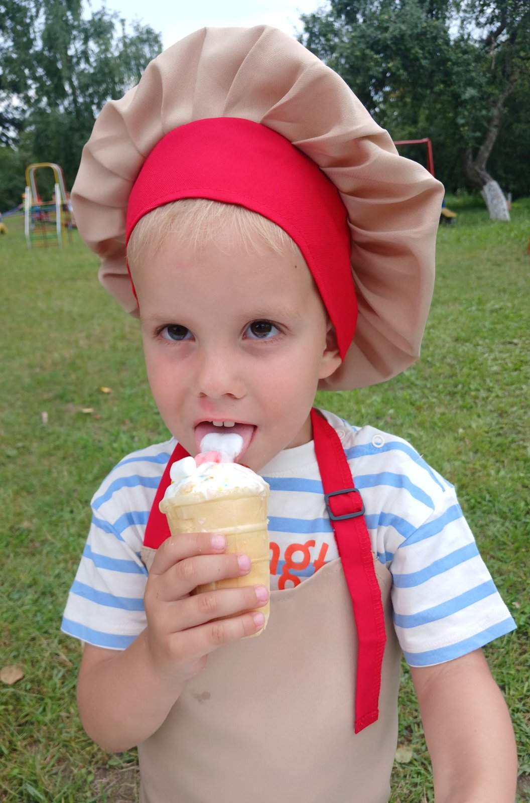 Фото без опису