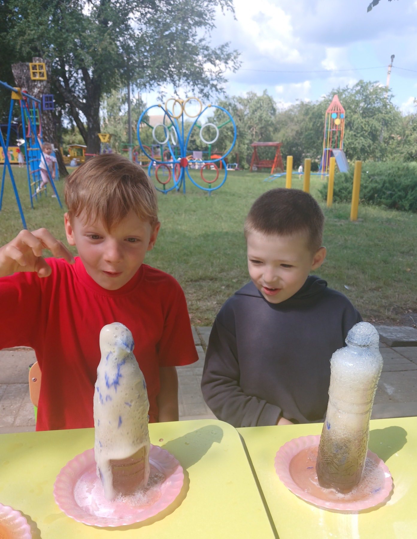 Фото без опису