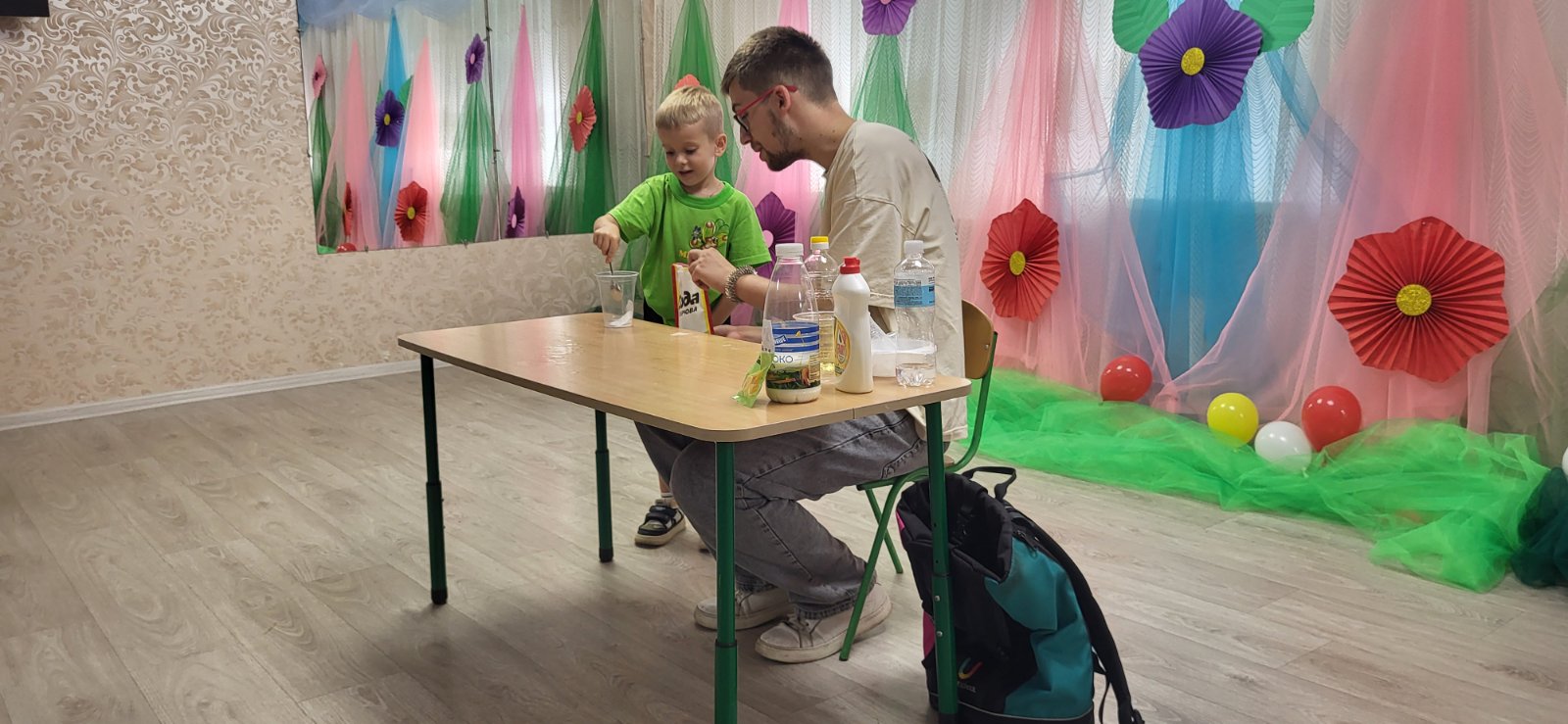 Фото без опису