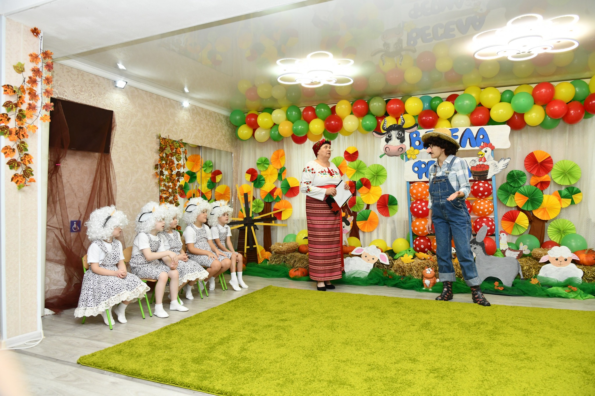 Фото без опису