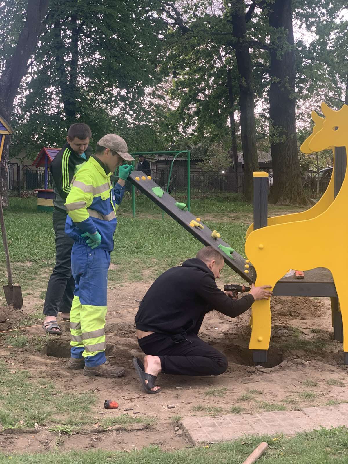 Фото без опису