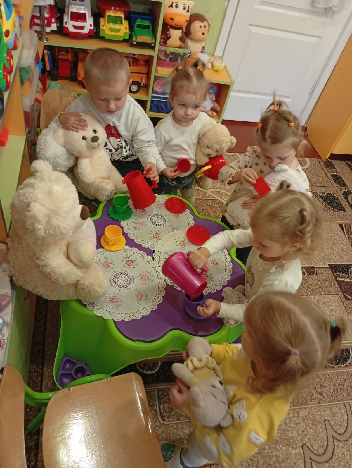 Фото без опису