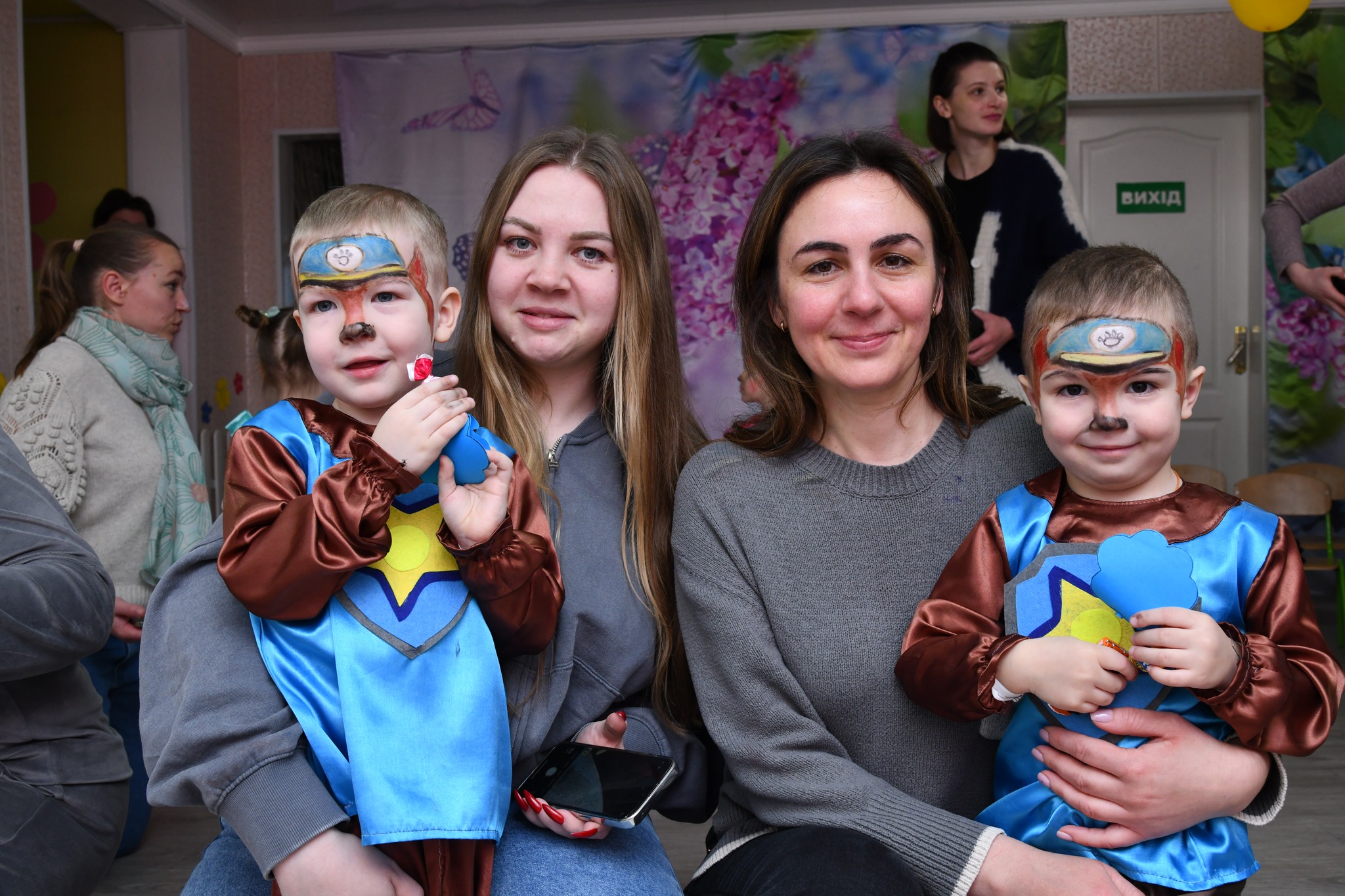 Фото без опису