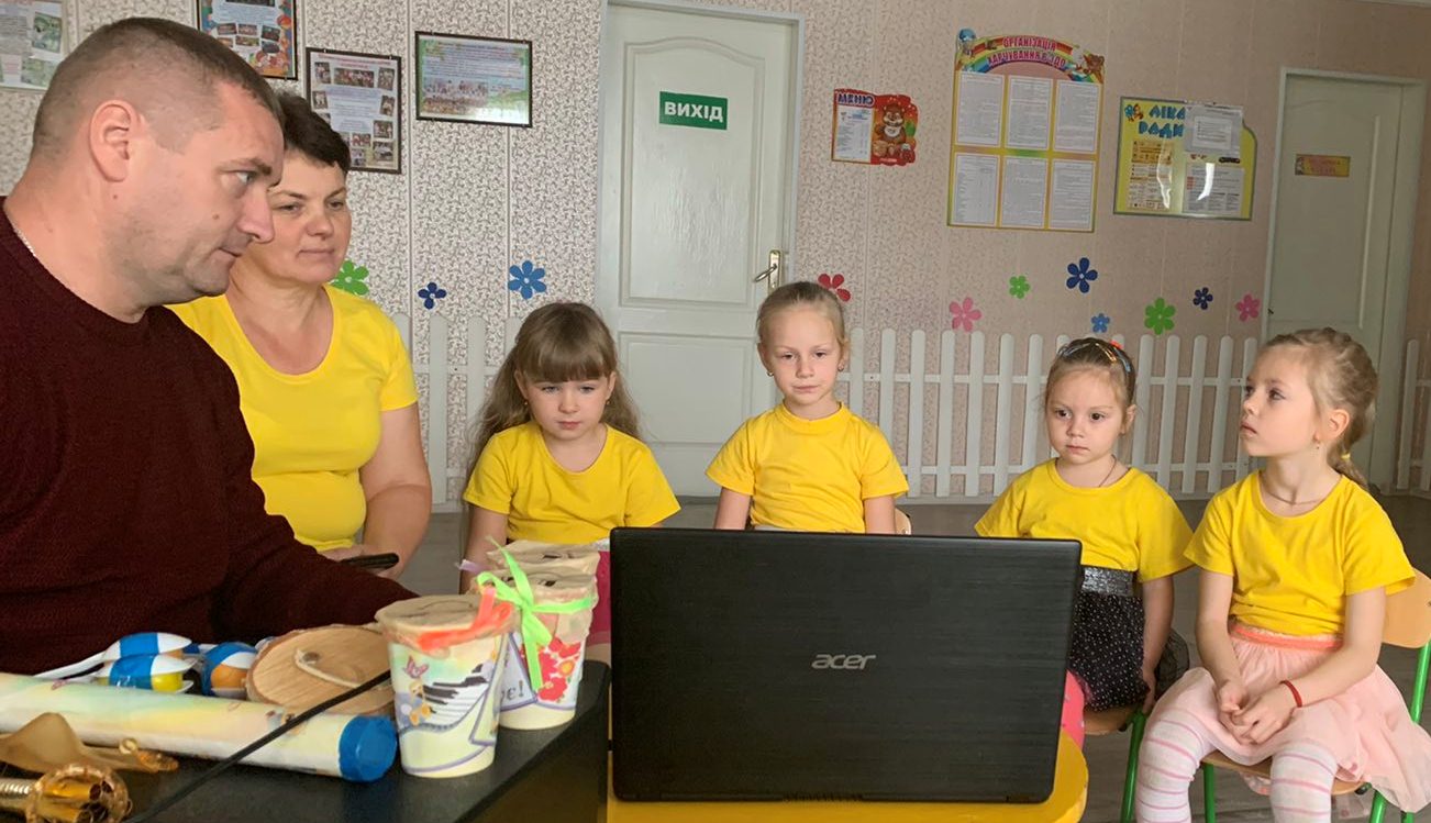 Фото без опису