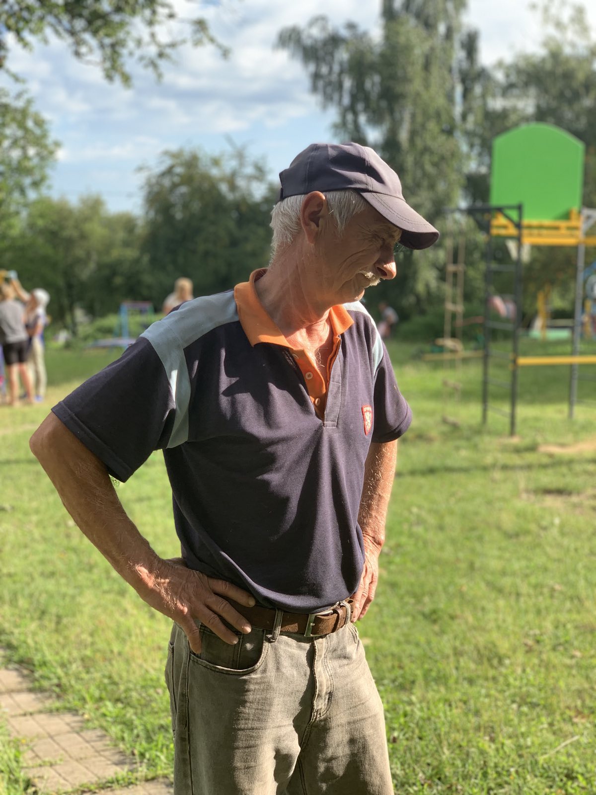 Фото без опису