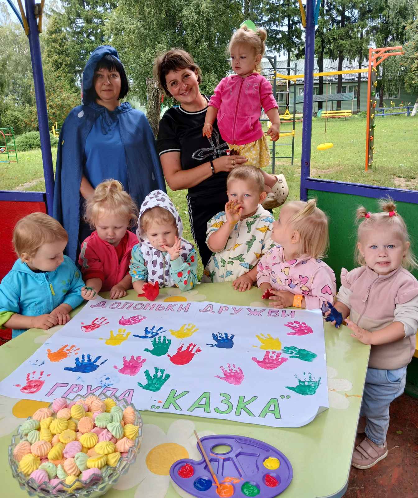 Фото без опису