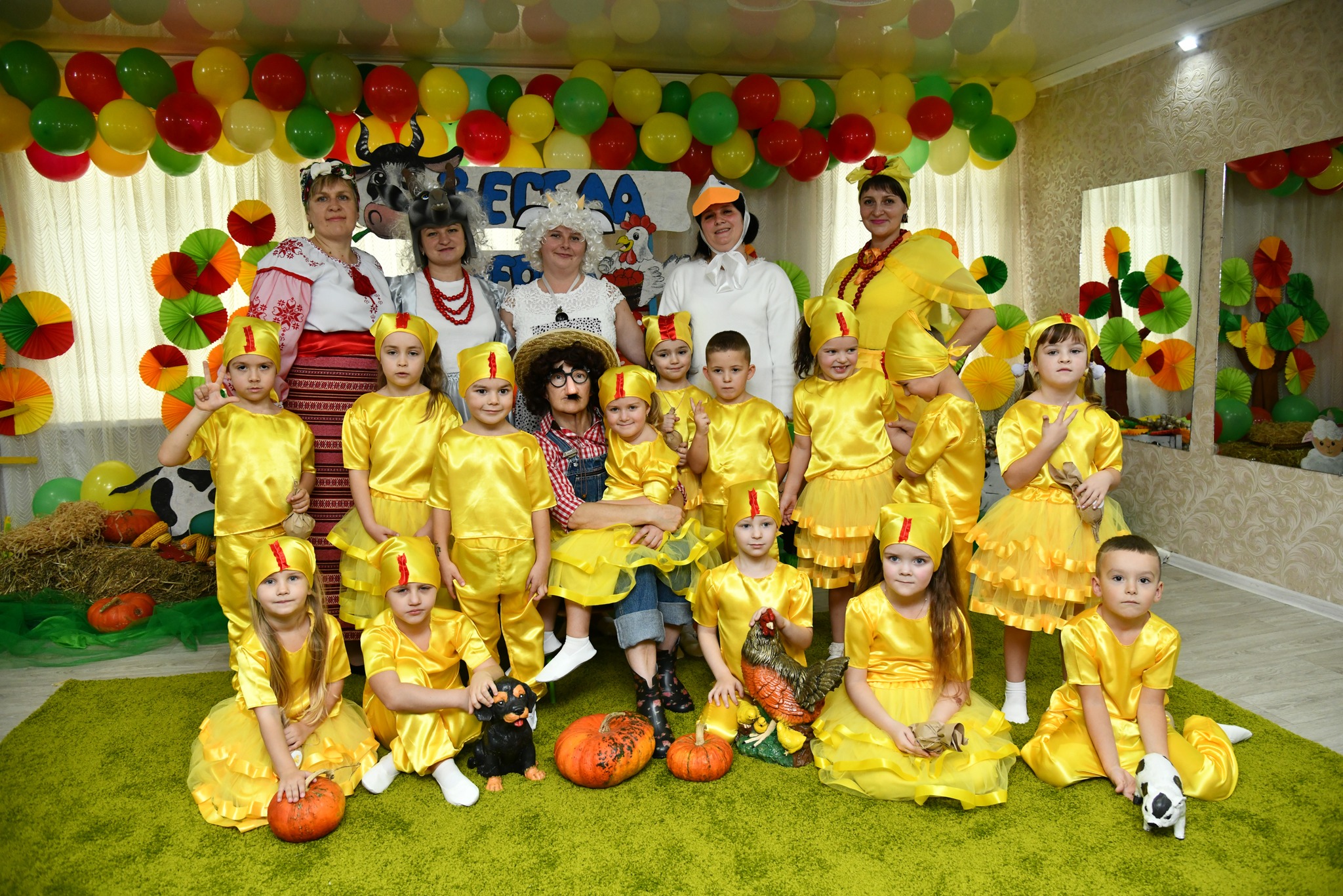 Фото без опису