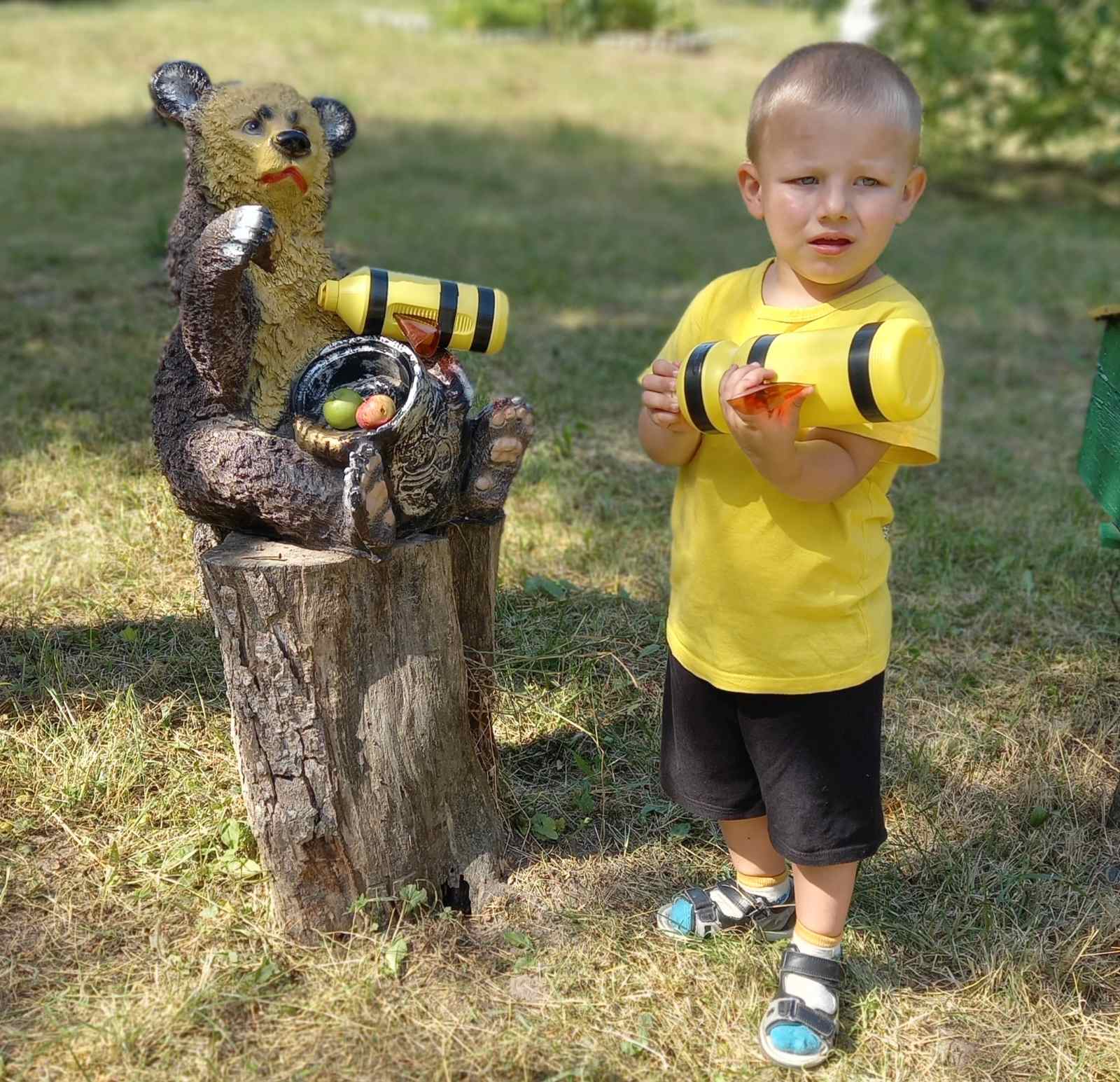 Фото без опису