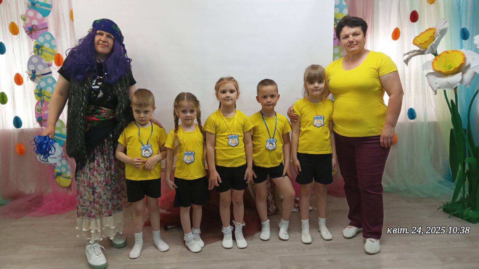 Фото без опису