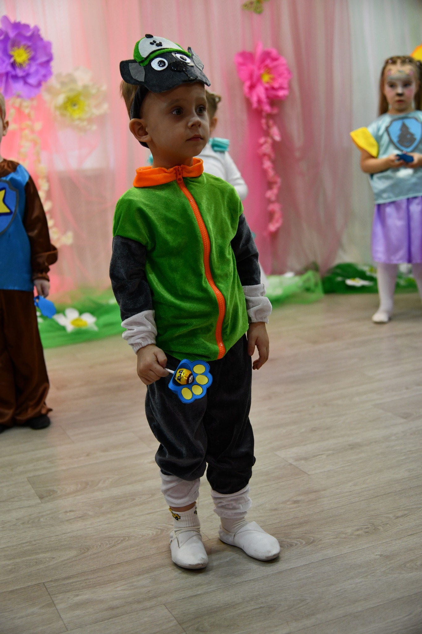 Фото без опису