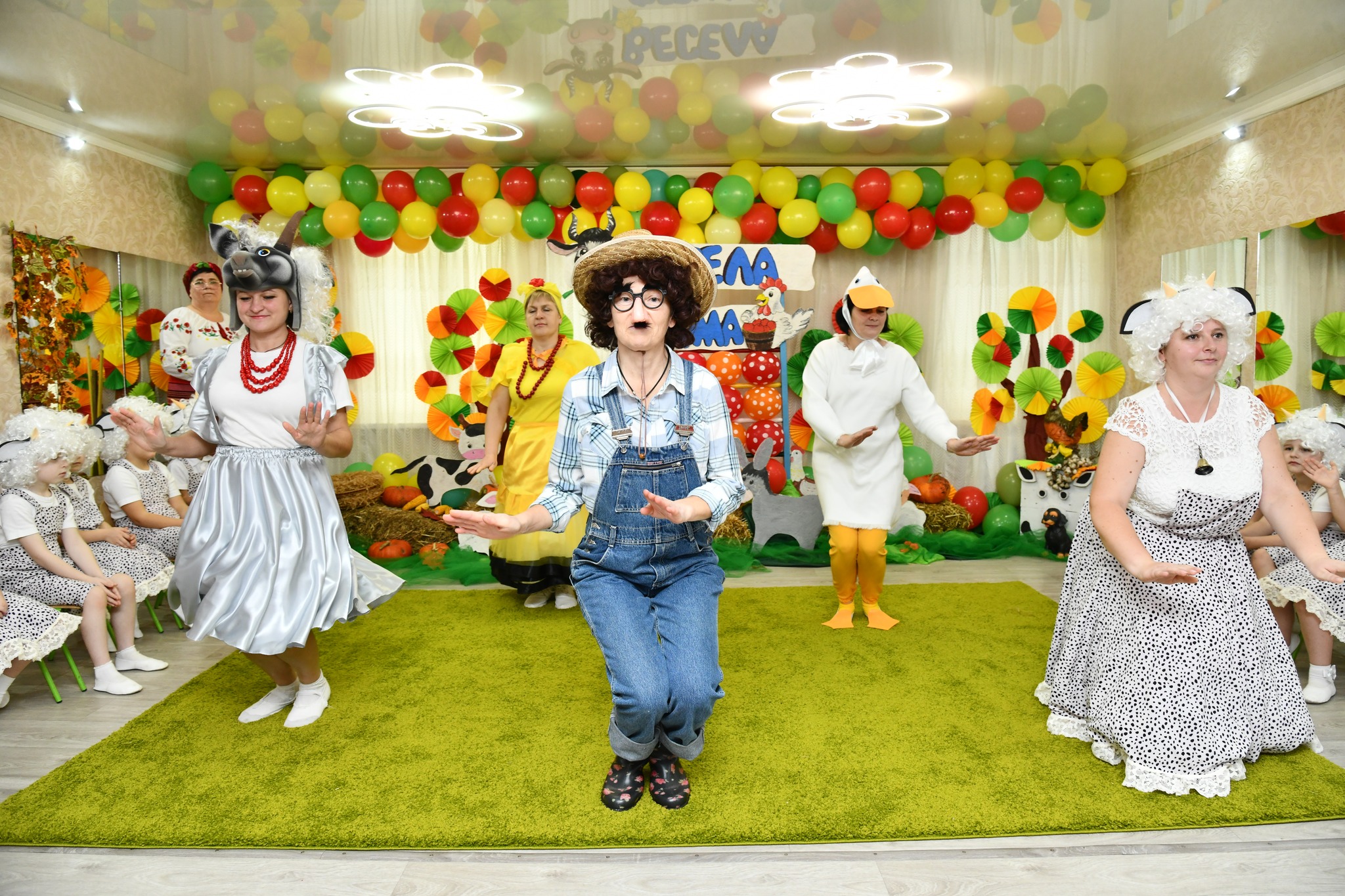 Фото без опису