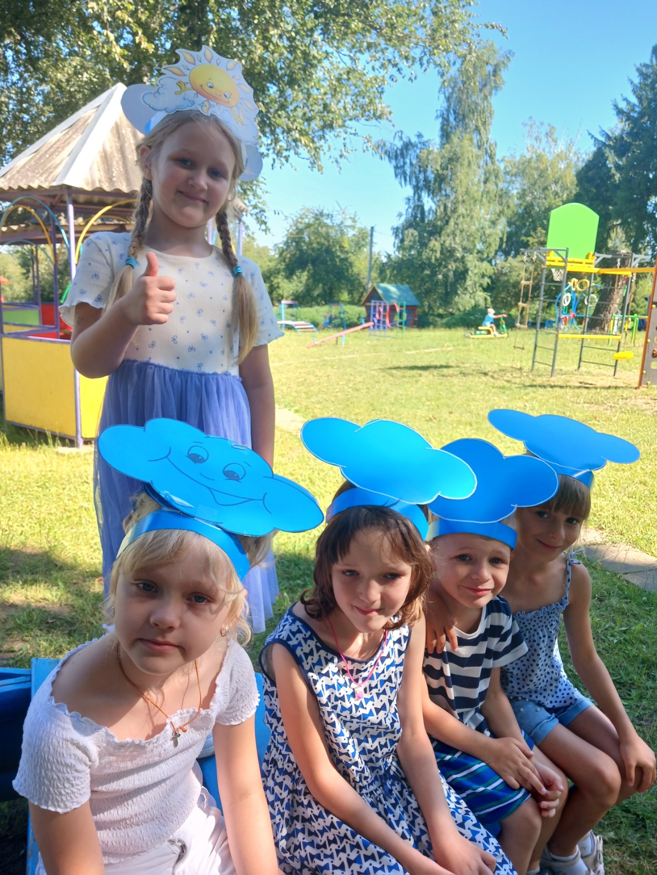 Фото без опису