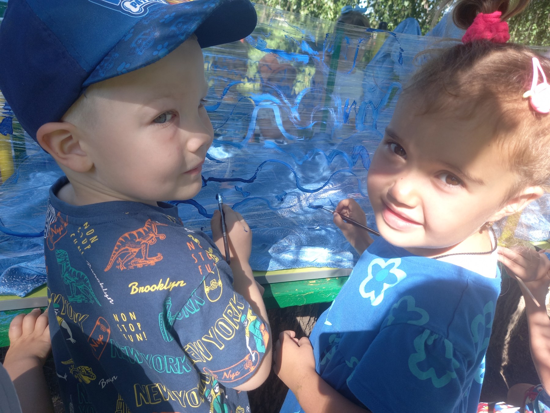 Фото без опису