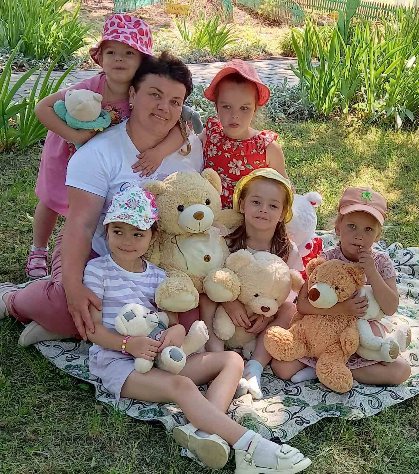 Фото без опису