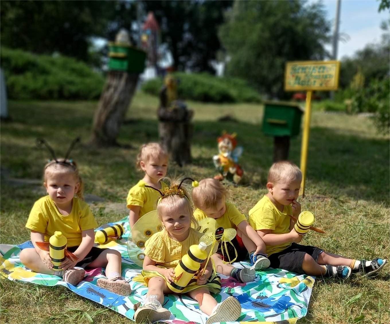 Фото без опису