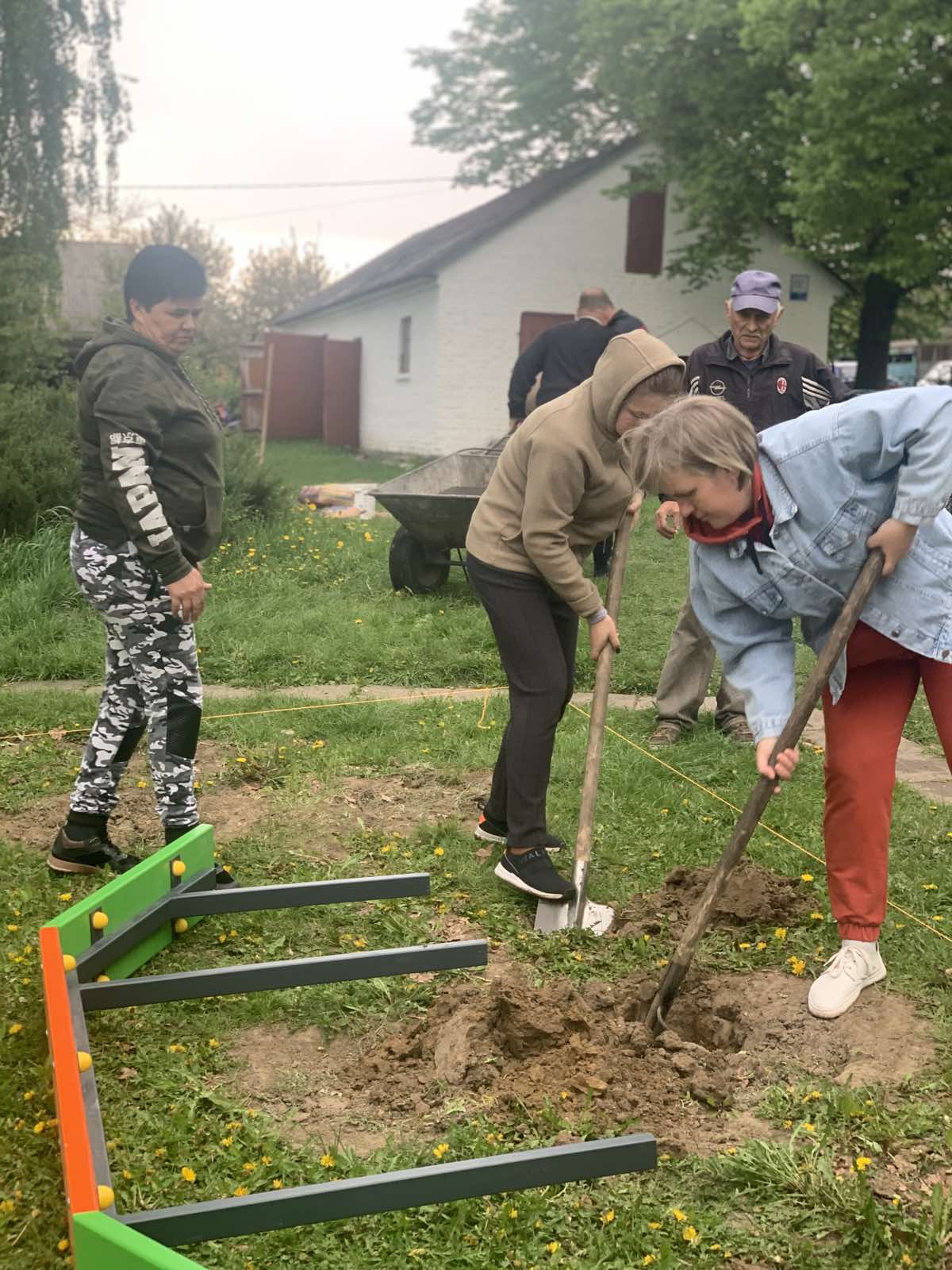 Фото без опису